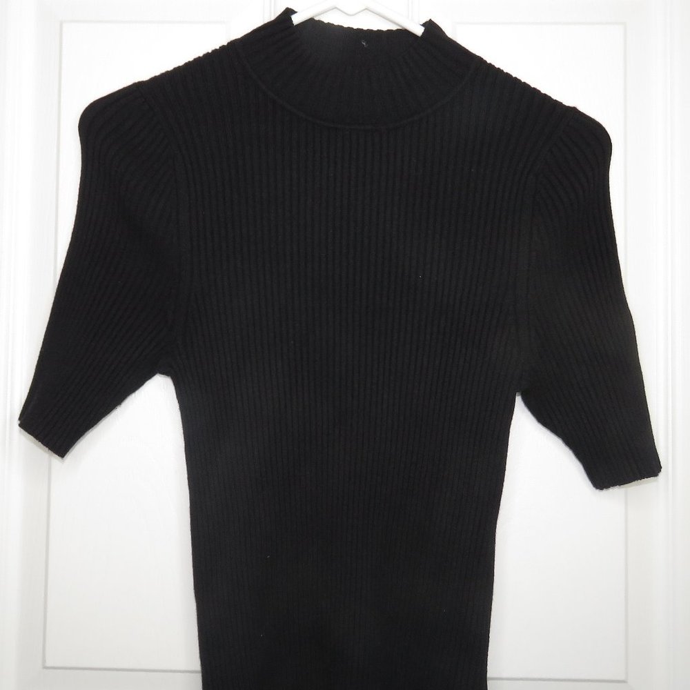 Banana Republic Ribbed Mock Turtleneck Top